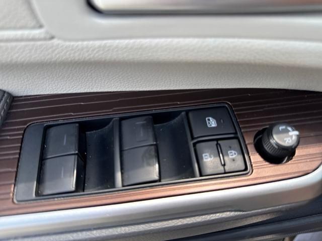 2024 Toyota Sienna Vehicle Photo in Jonesboro, AR 72404