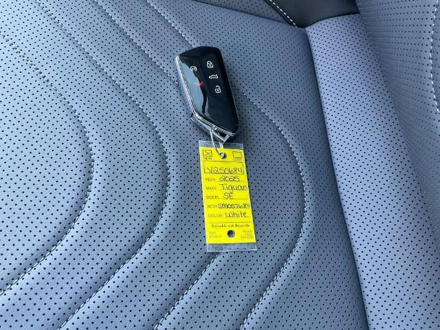 2025 Volkswagen Tiguan Vehicle Photo in Oshkosh, WI 54904