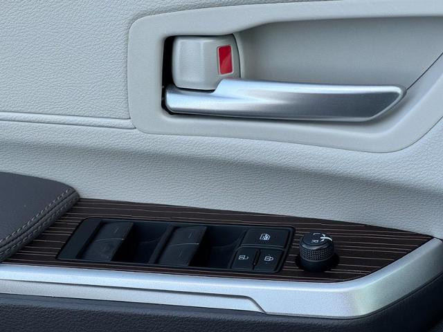 2021 Toyota Sienna Vehicle Photo in COLUMBIA, MO 65203-3903