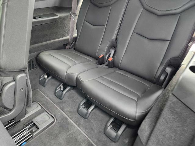 2023 Cadillac XT6 Vehicle Photo in DENTON, TX 76210-9321