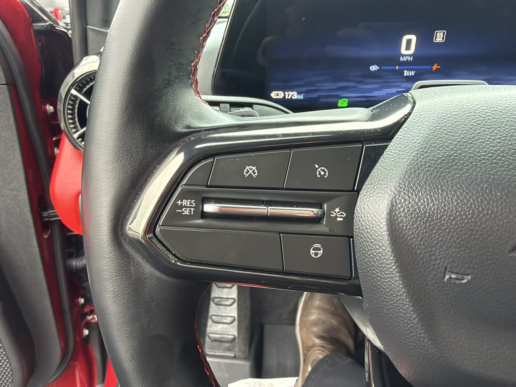 2025 Chevrolet Blazer EV photo 24 of 36