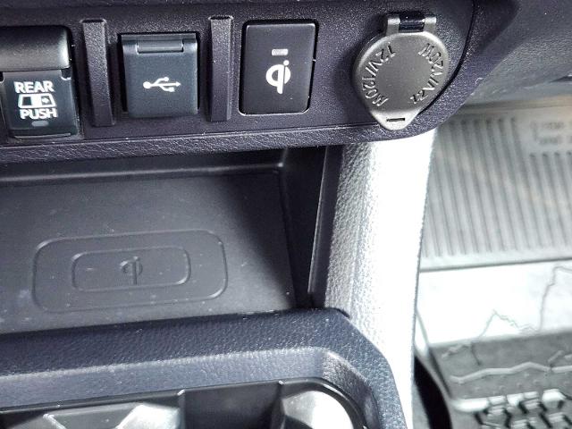 2020 Toyota Tacoma 4WD Vehicle Photo in DENTON, TX 76210-9321