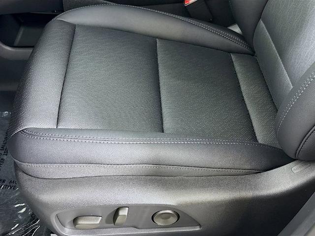 2026 Chevrolet Equinox Vehicle Photo in PUYALLUP, WA 98371-4149