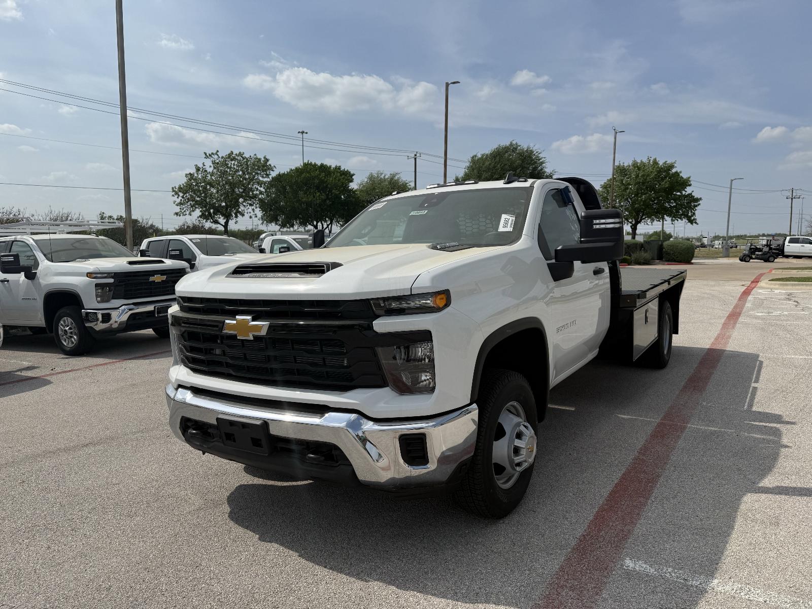 2026 Chevrolet Silverado 3500 HD Chassis Cab Vehicle Photo in GEORGETOWN, TX 78626-7508