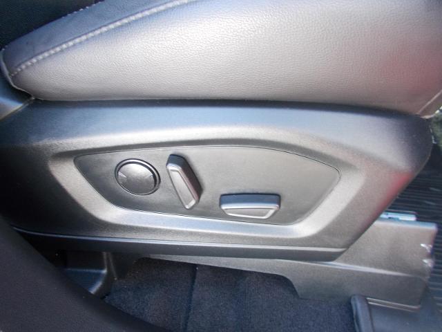 2023 Ford Explorer Vehicle Photo in LOWELL, MA 01852-4336