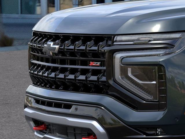 2025 Chevrolet Suburban Vehicle Photo in NEENAH, WI 54956-2243