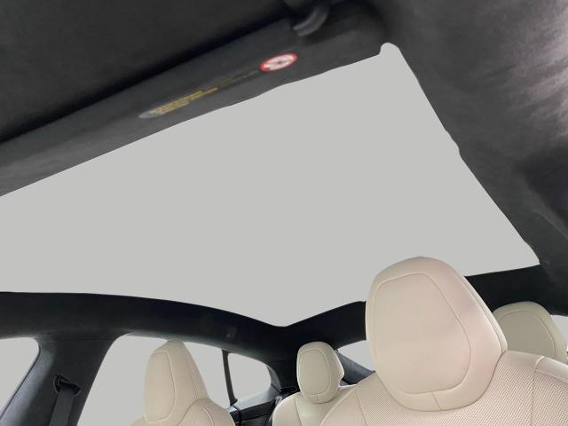 2022 Tesla Model S Vehicle Photo in Appleton, WI 54913