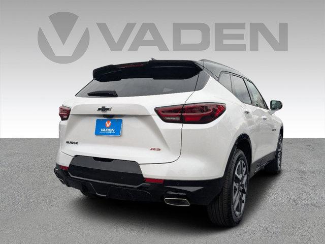 2025 Chevrolet Blazer Vehicle Photo in BRUNSWICK, GA 31525-1881