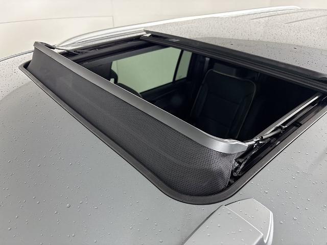 2026 Chevrolet Suburban Vehicle Photo in PUYALLUP, WA 98371-4149