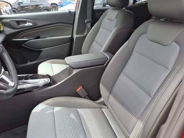 2025 Chevrolet Trax LT - 6