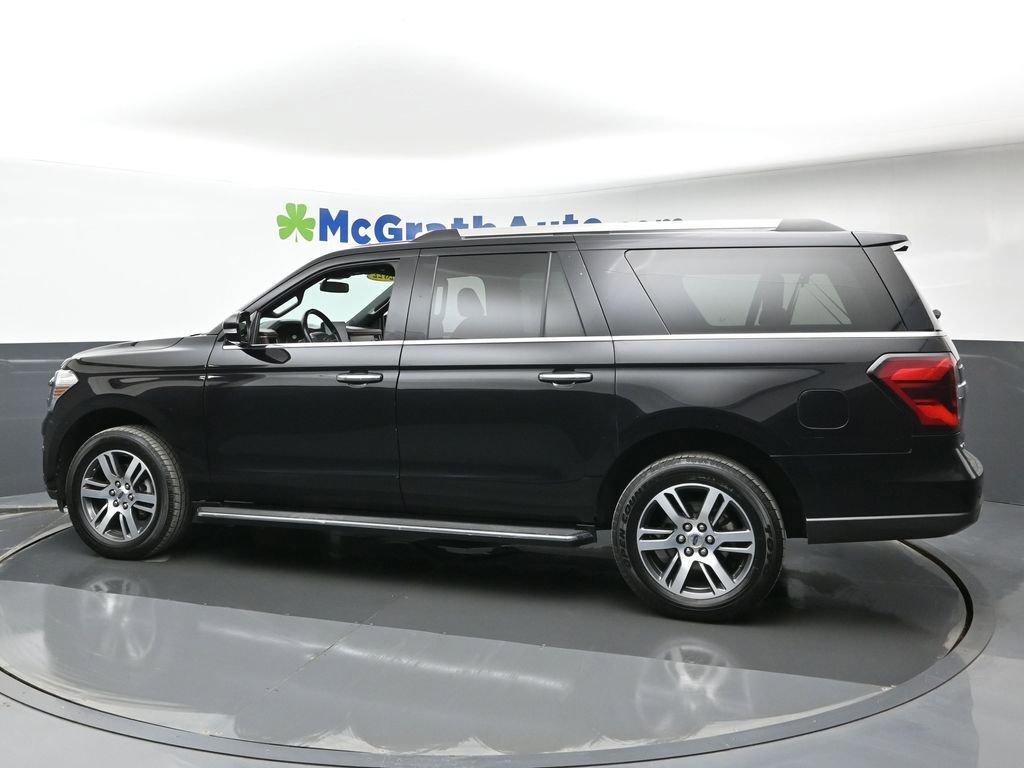 2022 Ford Expedition Max Vehicle Photo in Cedar Rapids, IA 52402