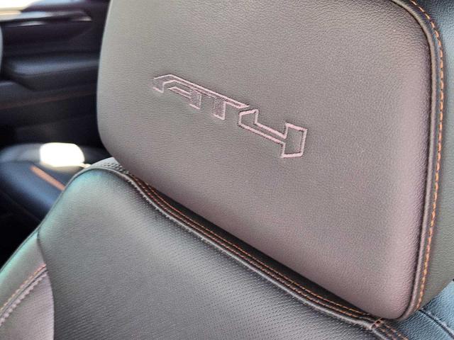 2024 GMC Sierra 2500 HD Vehicle Photo in DENTON, TX 76210-9321