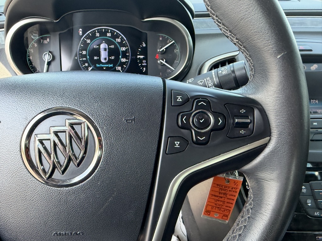 2016 Buick LaCrosse photo 23 of 34