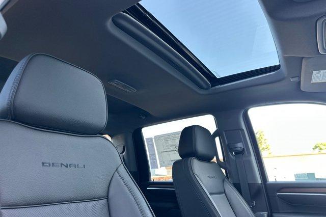 2025 GMC Sierra 2500 HD Vehicle Photo in STOCKTON, CA 95212-2838