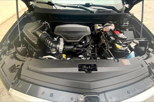 2025 Cadillac XT6 Vehicle Photo in KANSAS CITY, MO 64114-4545