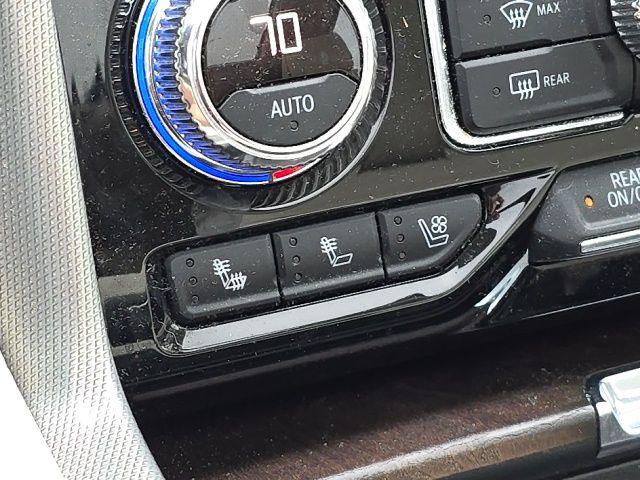 2021 GMC Yukon Vehicle Photo in Pleasant Hills, PA 15236