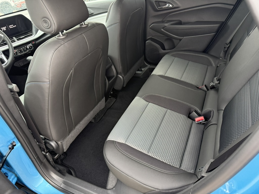 2026 Chevrolet Trax LT - 9