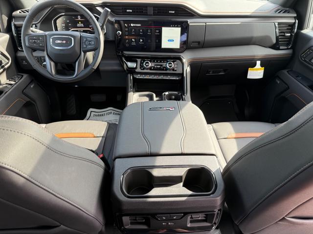 2025 GMC Sierra 2500 HD Vehicle Photo in COLUMBIA, MO 65203-3903