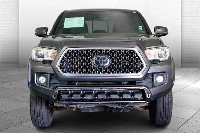 2018 Toyota Tacoma Vehicle Photo in Lees Summit, MO 64086