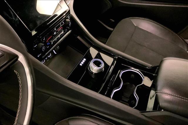 2023 Jeep Grand Cherokee Vehicle Photo in Kansas City, MO 64114