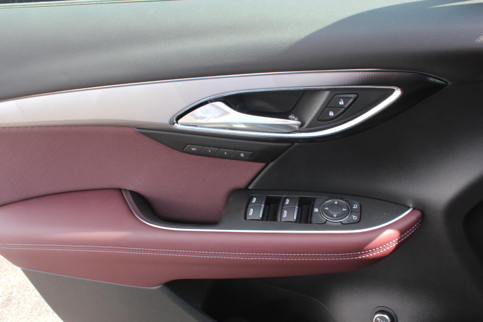 2025 Buick Envision Vehicle Photo in AURORA, CO 80012-4011