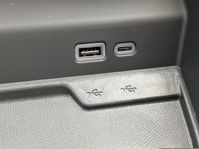 2025 Chevrolet Suburban Vehicle Photo in BRUNSWICK, GA 31525-1881