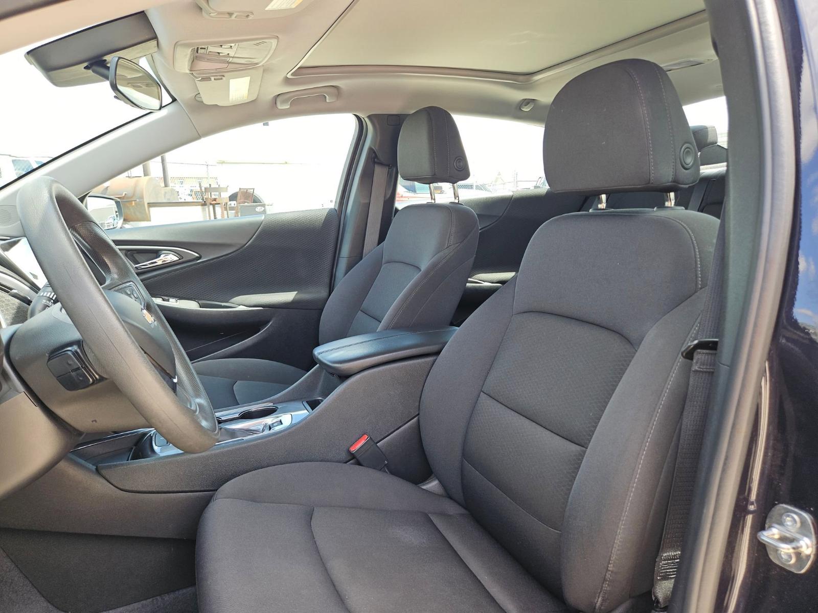 2023 Chevrolet Malibu Vehicle Photo in Seguin, TX 78155