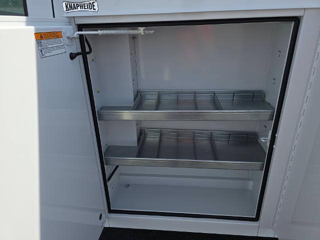 2025 Chevrolet Express Commercial Cutaway Vehicle Photo in INDEPENDENCE, MO 64055-1314