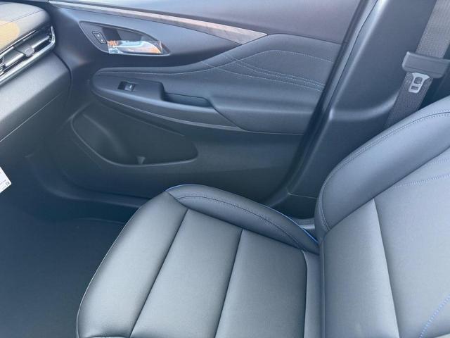 2025 Buick Envista Vehicle Photo in COLUMBIA, MO 65203-3903