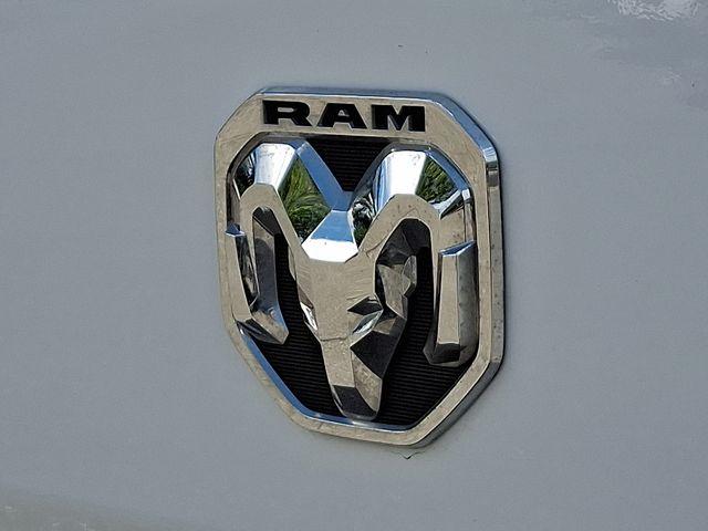 2023 Ram ProMaster Cargo Van Vehicle Photo in DANBURY, CT 06810-5034