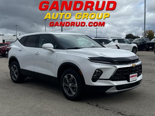 2025 Chevrolet Blazer Vehicle Photo in GREEN BAY, WI 54302-3701