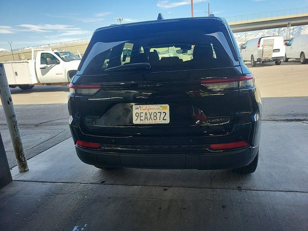 2023 Jeep Grand Cherokee Vehicle Photo in Cedar Rapids, IA 52402