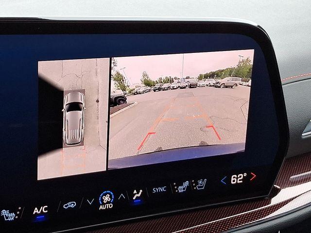 2024 Chevrolet Traverse Vehicle Photo in DANBURY, CT 06810-5034