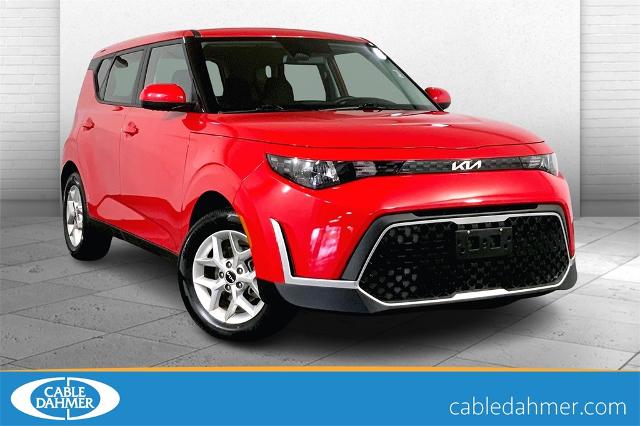 2024 Kia Soul Vehicle Photo in Lees Summit, MO 64086