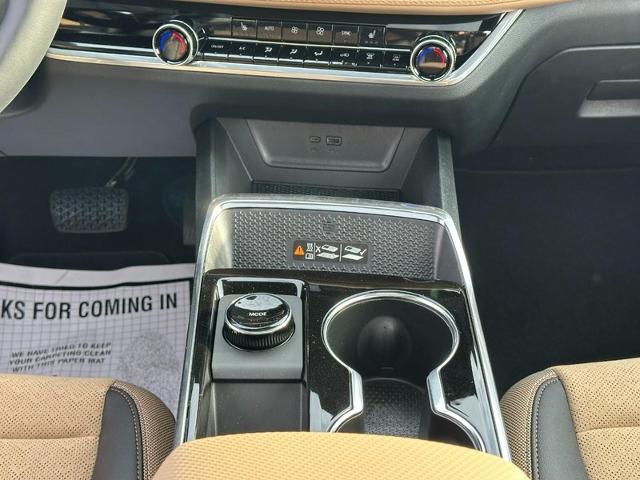 2026 Chevrolet Equinox Vehicle Photo in COLUMBIA, MO 65203-3903