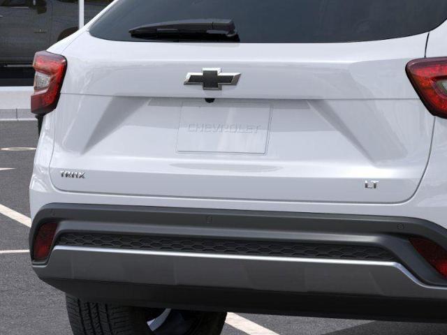 2025 Chevrolet Trax Vehicle Photo in TOPEKA, KS 66609-0000