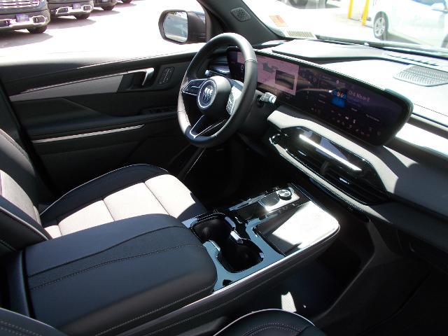 2026 Buick Enclave Vehicle Photo in LOWELL, MA 01852-4336