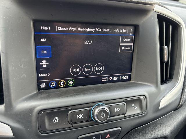 2023 GMC Terrain Vehicle Photo in Pleasant Hills, PA 15236