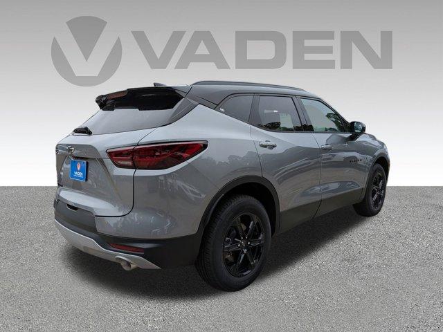 2025 Chevrolet Blazer Vehicle Photo in BRUNSWICK, GA 31525-1881