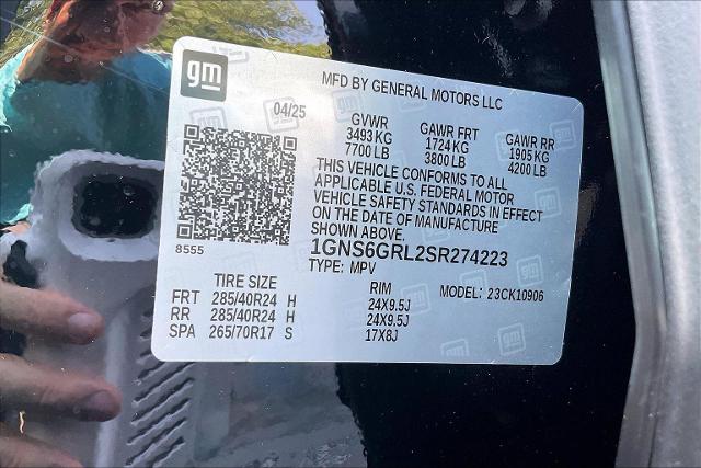 2025 Chevrolet Suburban Vehicle Photo in INDEPENDENCE, MO 64055-1314