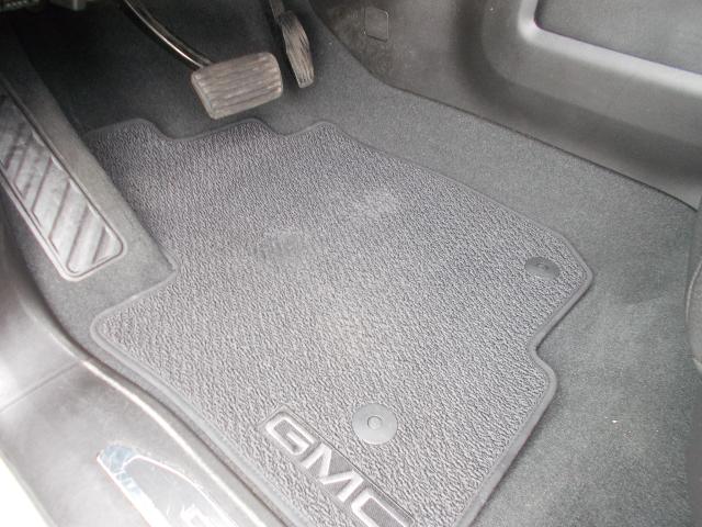 2021 GMC Sierra 2500 HD Vehicle Photo in LOWELL, MA 01852-4336