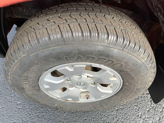 2008 Toyota Tacoma Vehicle Photo in MOON TOWNSHIP, PA 15108-2571