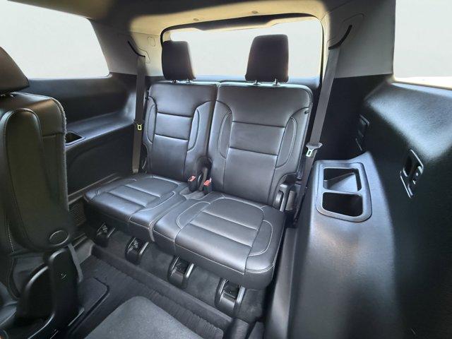 2023 GMC Acadia Vehicle Photo in LEOMINSTER, MA 01453-2952