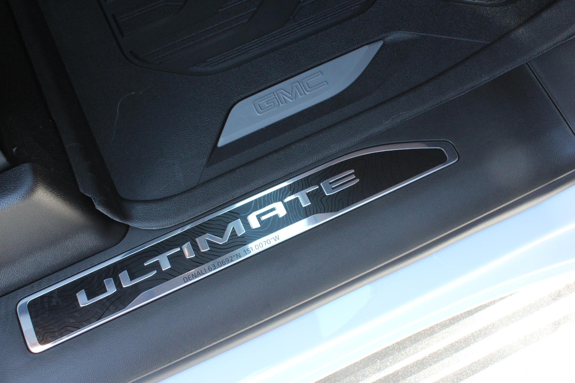 2026 GMC Sierra 2500 HD Vehicle Photo in AURORA, CO 80012-4011