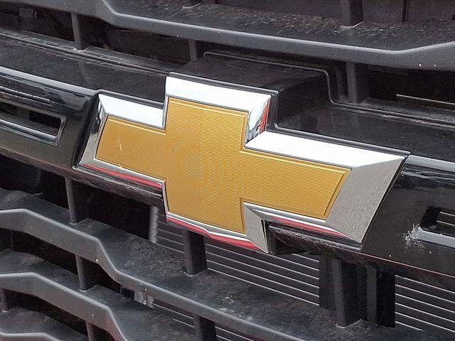 2025 Chevrolet Silverado 3500 HD Chassis Cab Vehicle Photo in DANBURY, CT 06810-5034