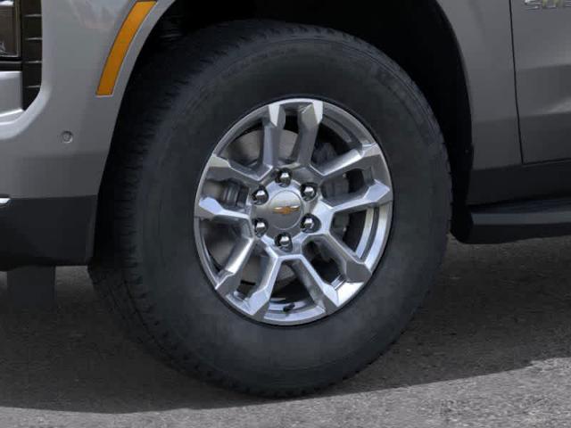 2026 Chevrolet Suburban Vehicle Photo in MOON TOWNSHIP, PA 15108-2571