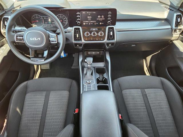 2022 Kia Sorento Vehicle Photo in DENTON, TX 76210-9321