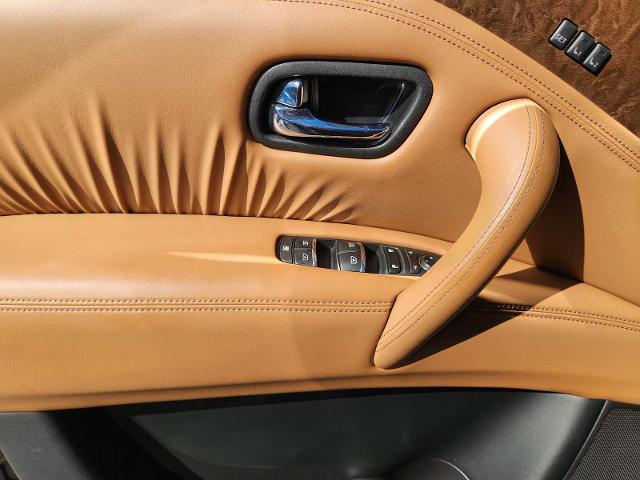 2016 INFINITI QX80 Vehicle Photo in DENTON, TX 76210-9321
