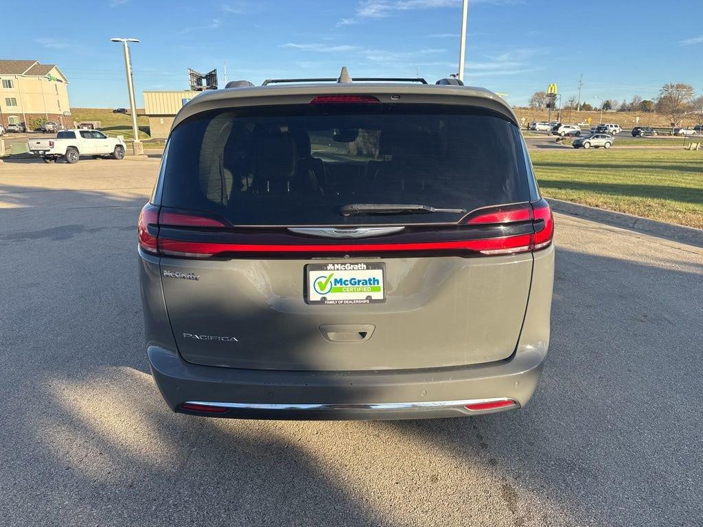 2022 Chrysler Pacifica Vehicle Photo in Cedar Rapids, IA 52402