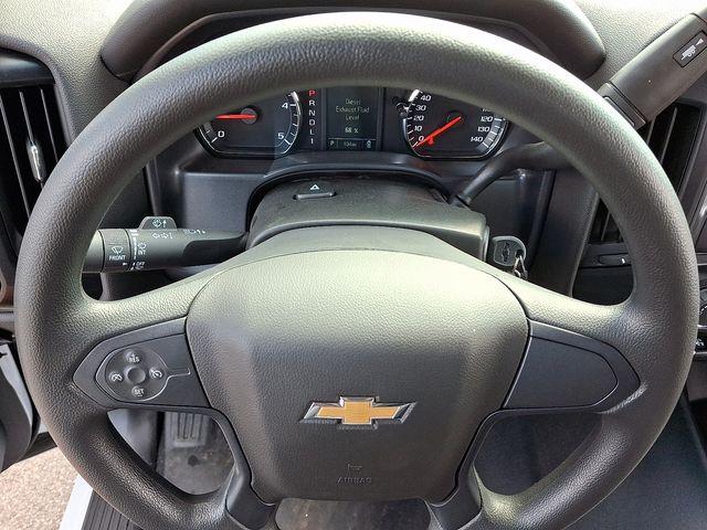 2024 Chevrolet Silverado 5500 HD Vehicle Photo in DANBURY, CT 06810-5034